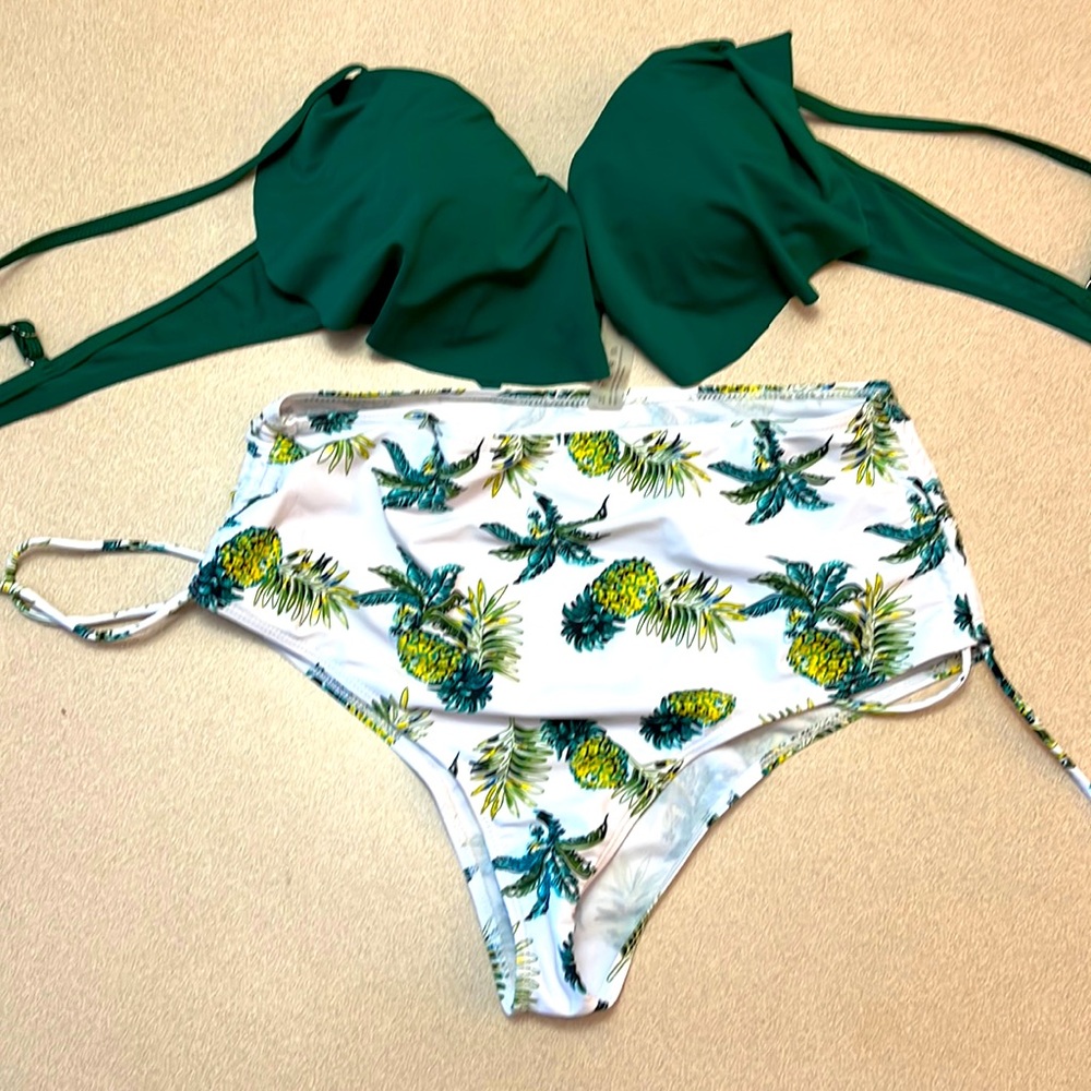 Woman’s 2 piece bathing suit